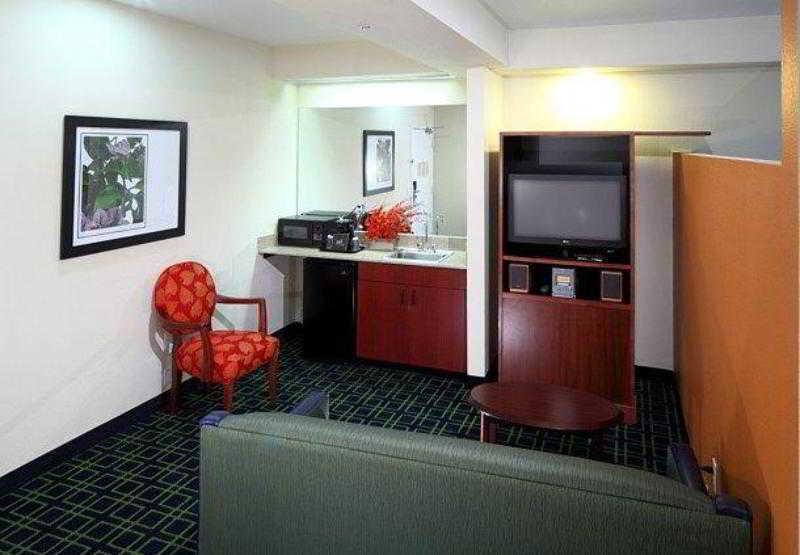 Fairfield Inn & Suites By Marriott San Francisco San Carlos Exterior photo